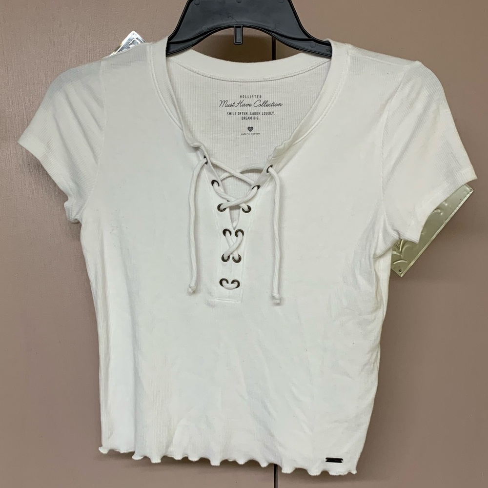 Hollister, Cropped, Lace up, Tee Shirt